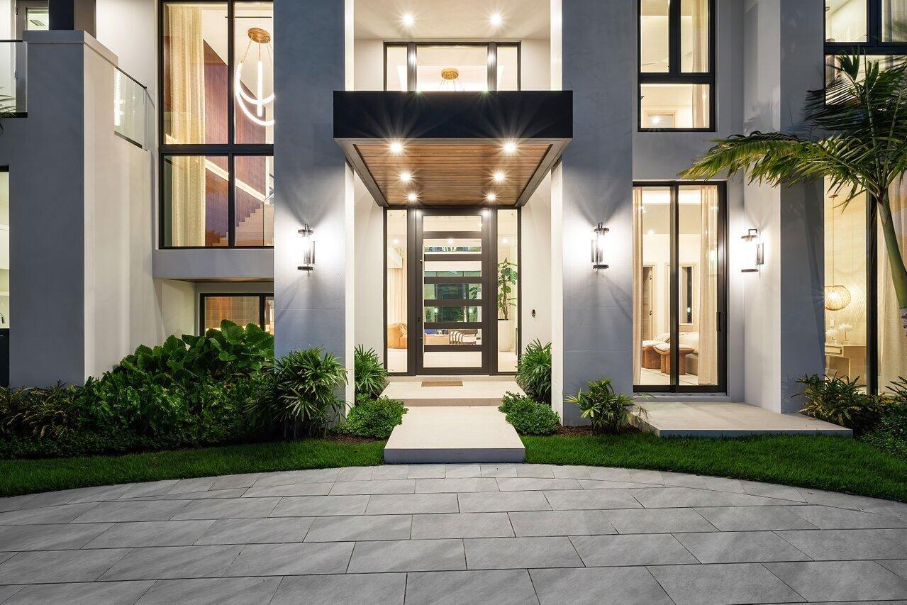 2498 Queen Palm Rd Boca Raton, FL 33432