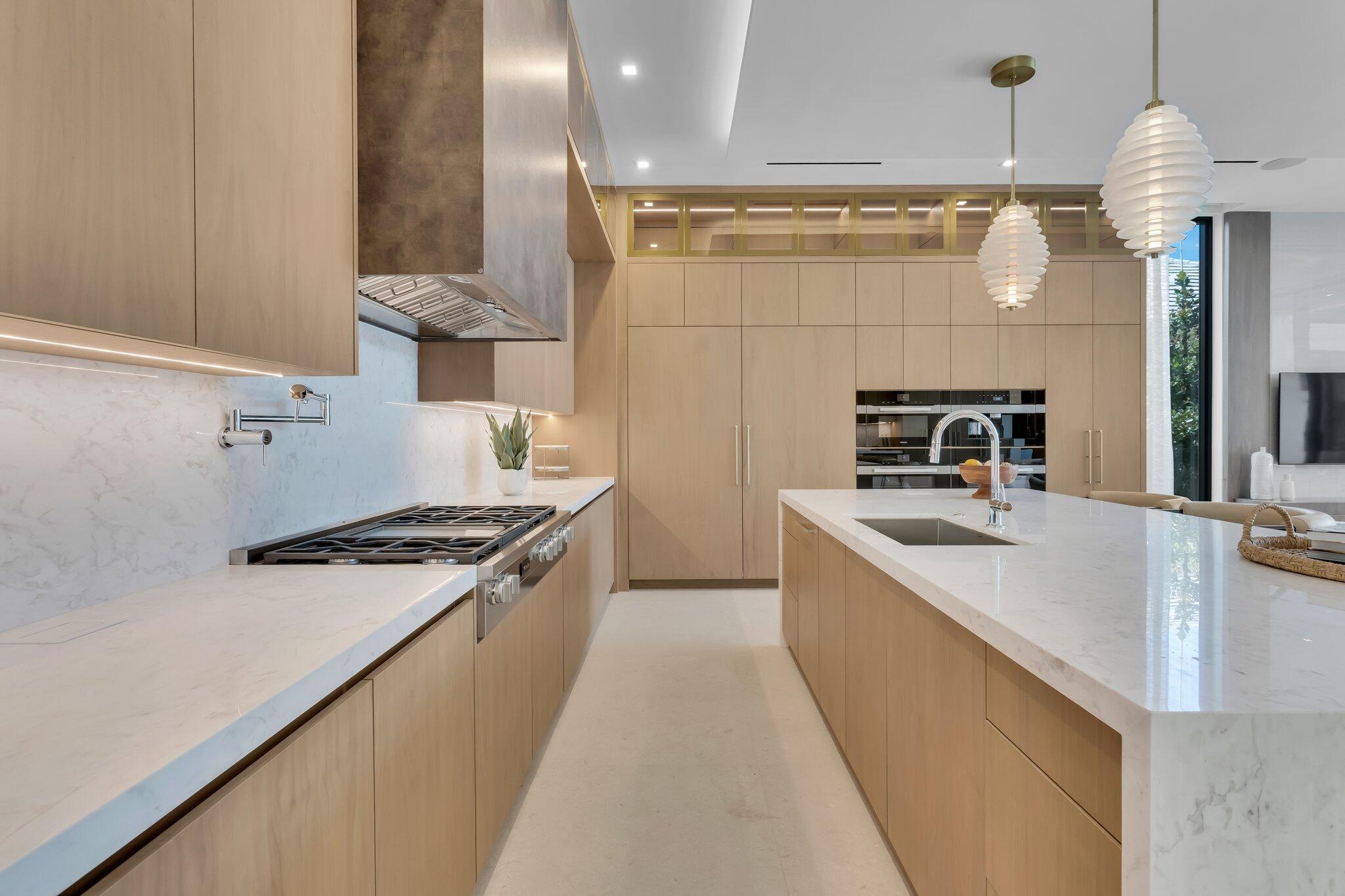 2498 Queen Palm Rd Boca Raton, FL 33432