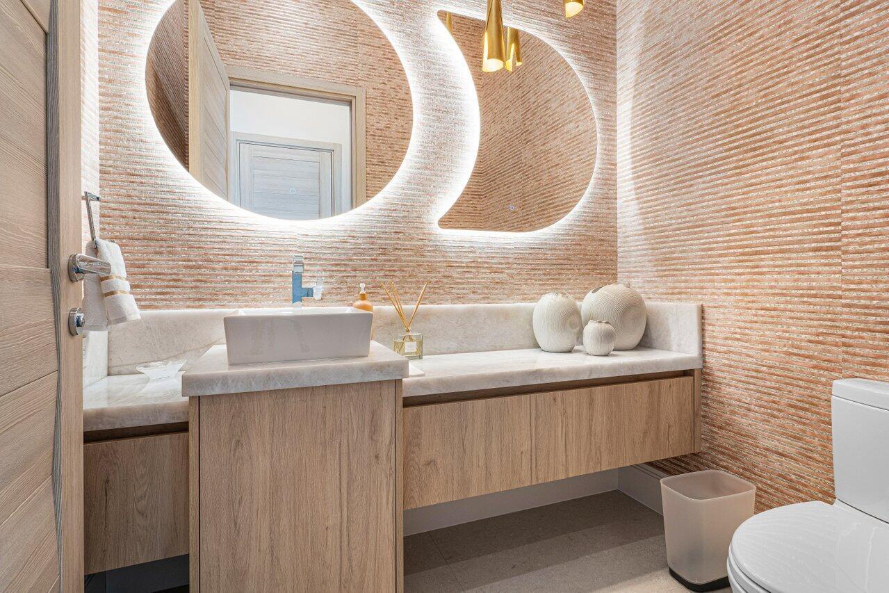 2498 Queen Palm Rd Boca Raton, FL 33432