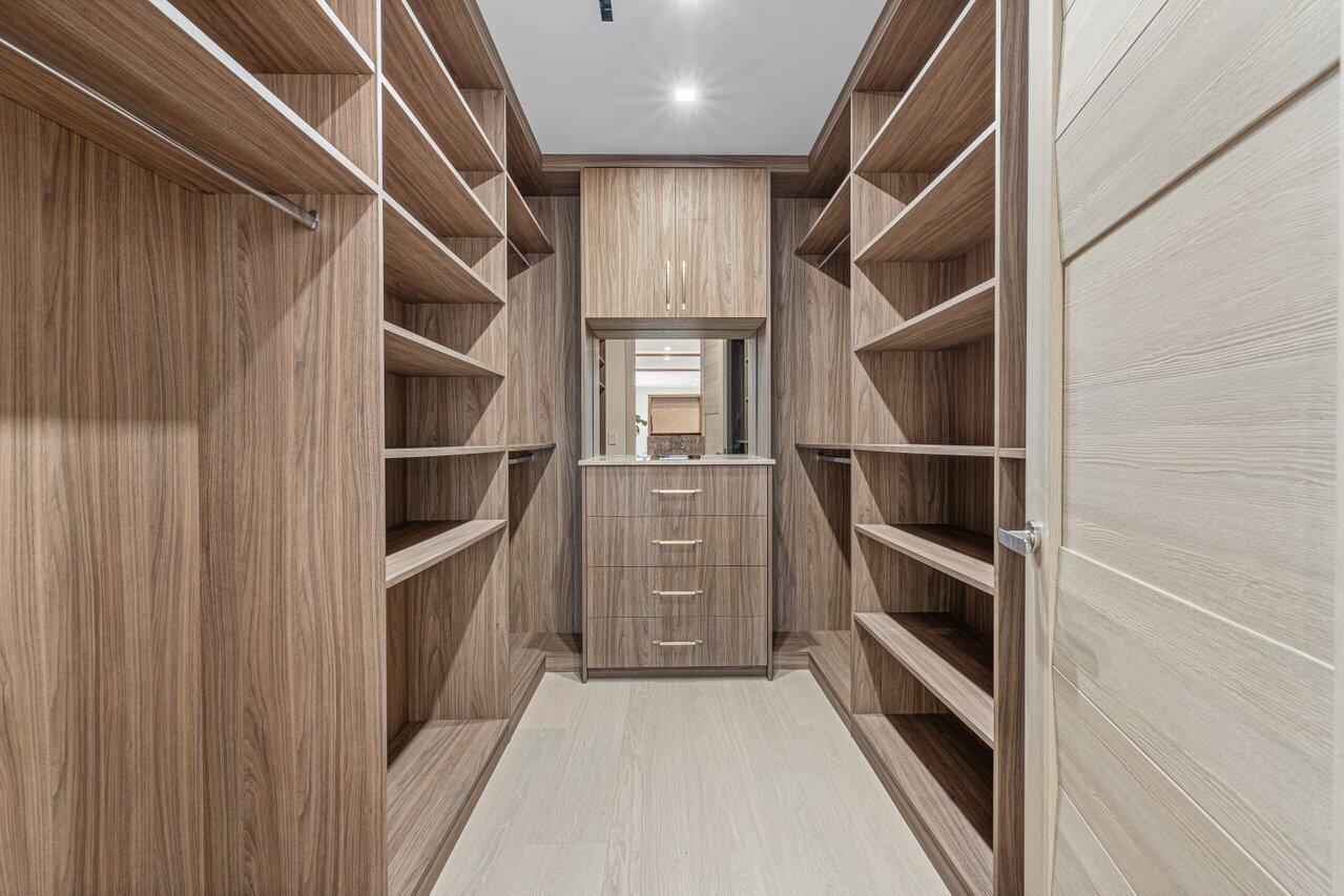 2498 Queen Palm Rd Boca Raton, FL 33432