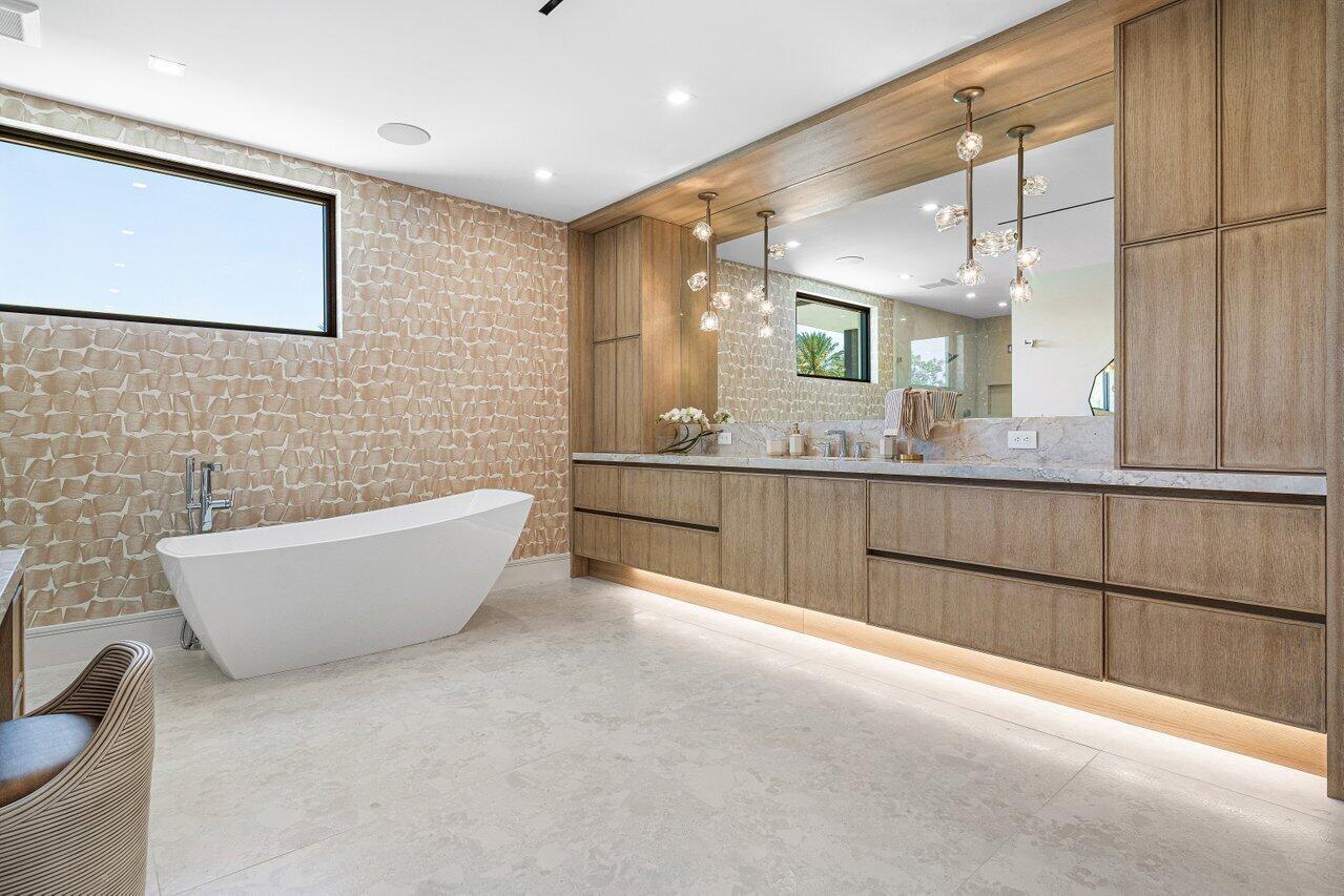 2498 Queen Palm Rd Boca Raton, FL 33432