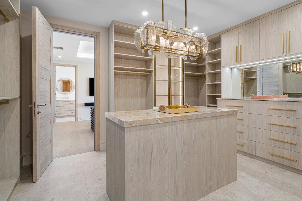 2498 Queen Palm Rd Boca Raton, FL 33432