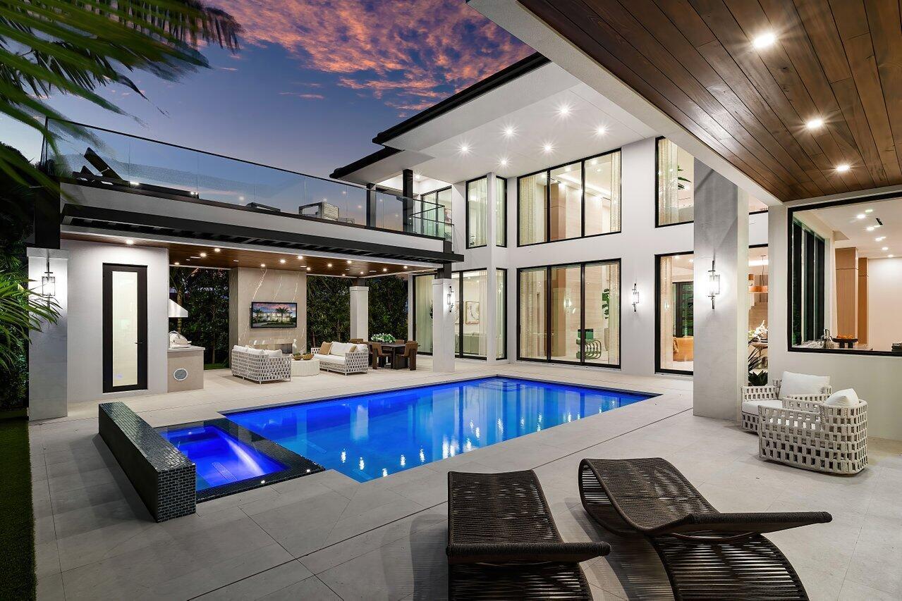 2498 Queen Palm Rd Boca Raton, FL 33432