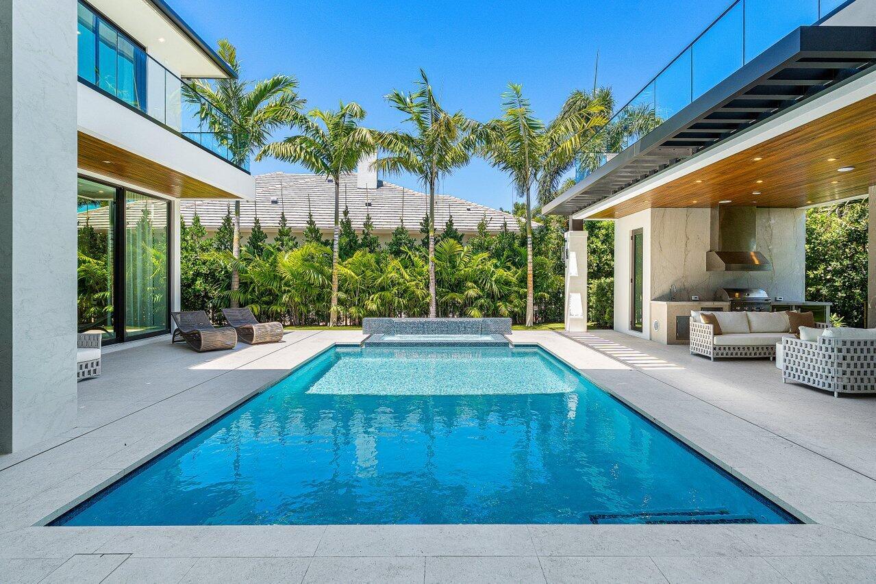 2498 Queen Palm Rd Boca Raton, FL 33432