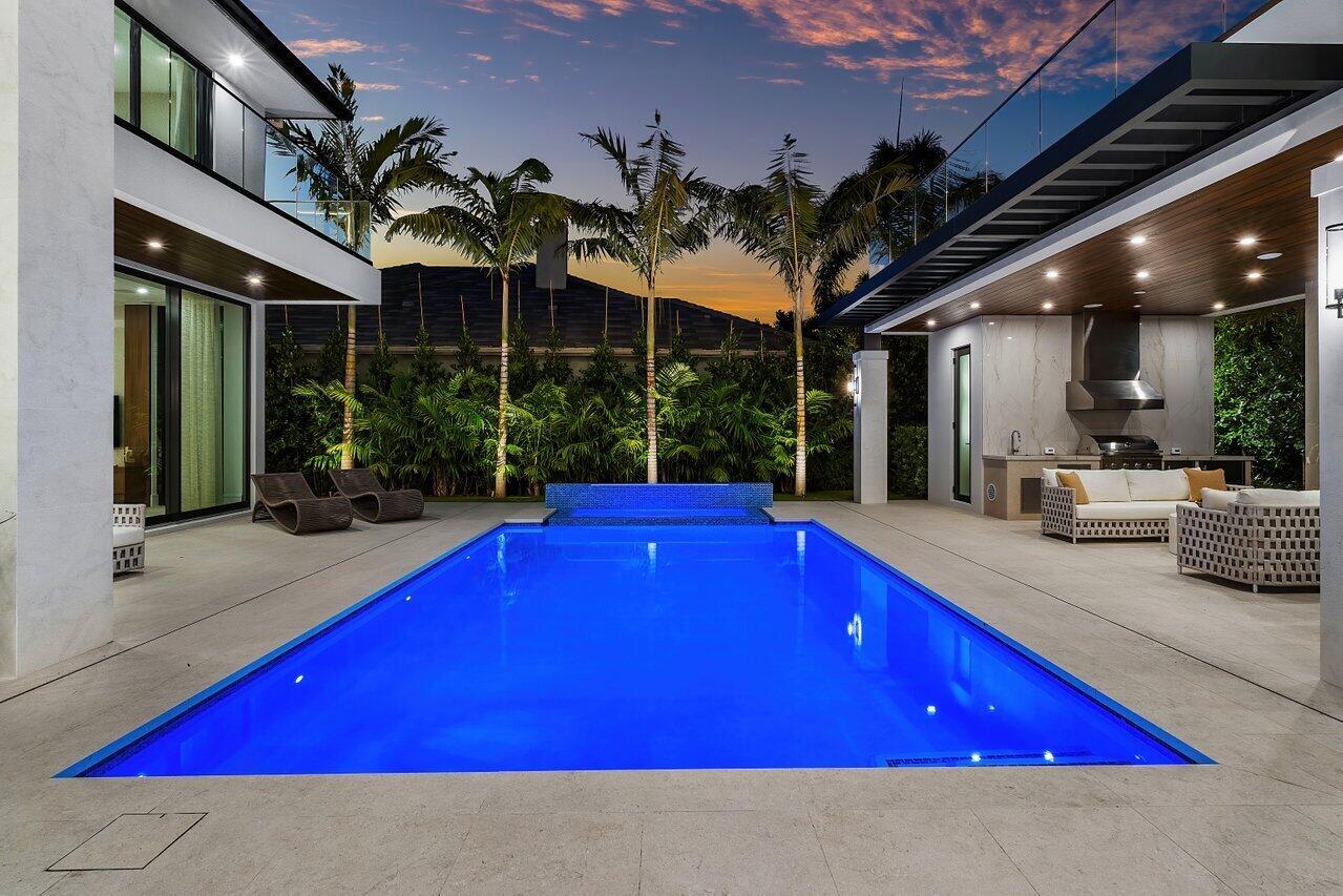 2498 Queen Palm Rd Boca Raton, FL 33432