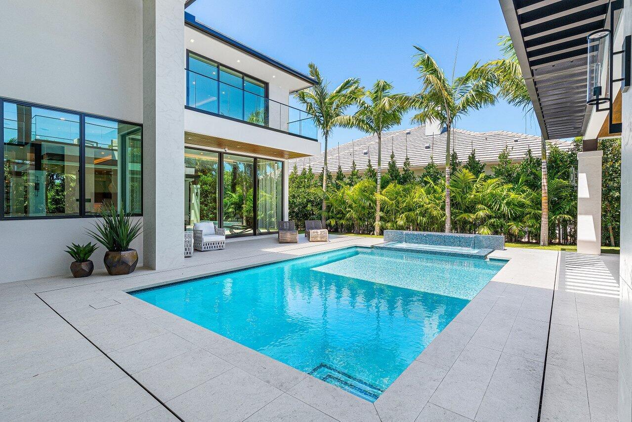 2498 Queen Palm Rd Boca Raton, FL 33432