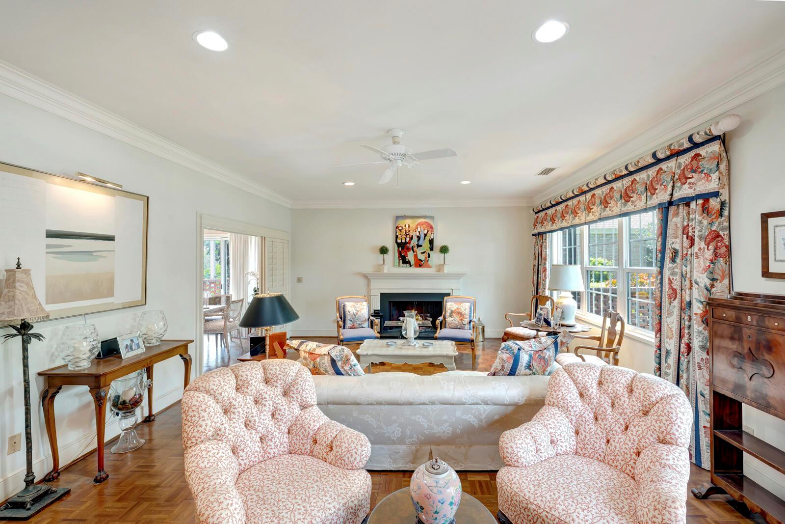 645 Riomar Dr Vero Beach, FL 32963