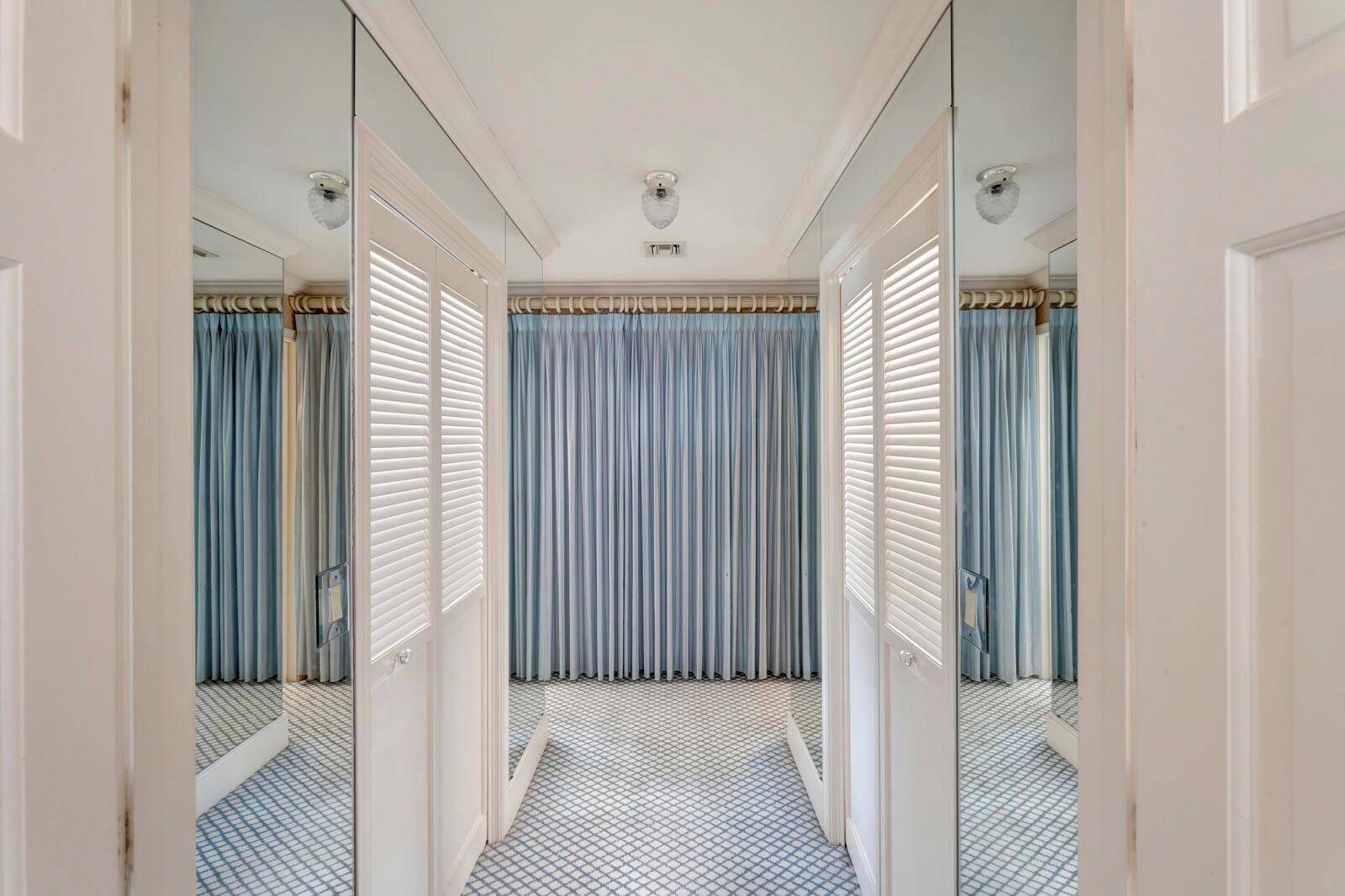 645 Riomar Dr Vero Beach, FL 32963