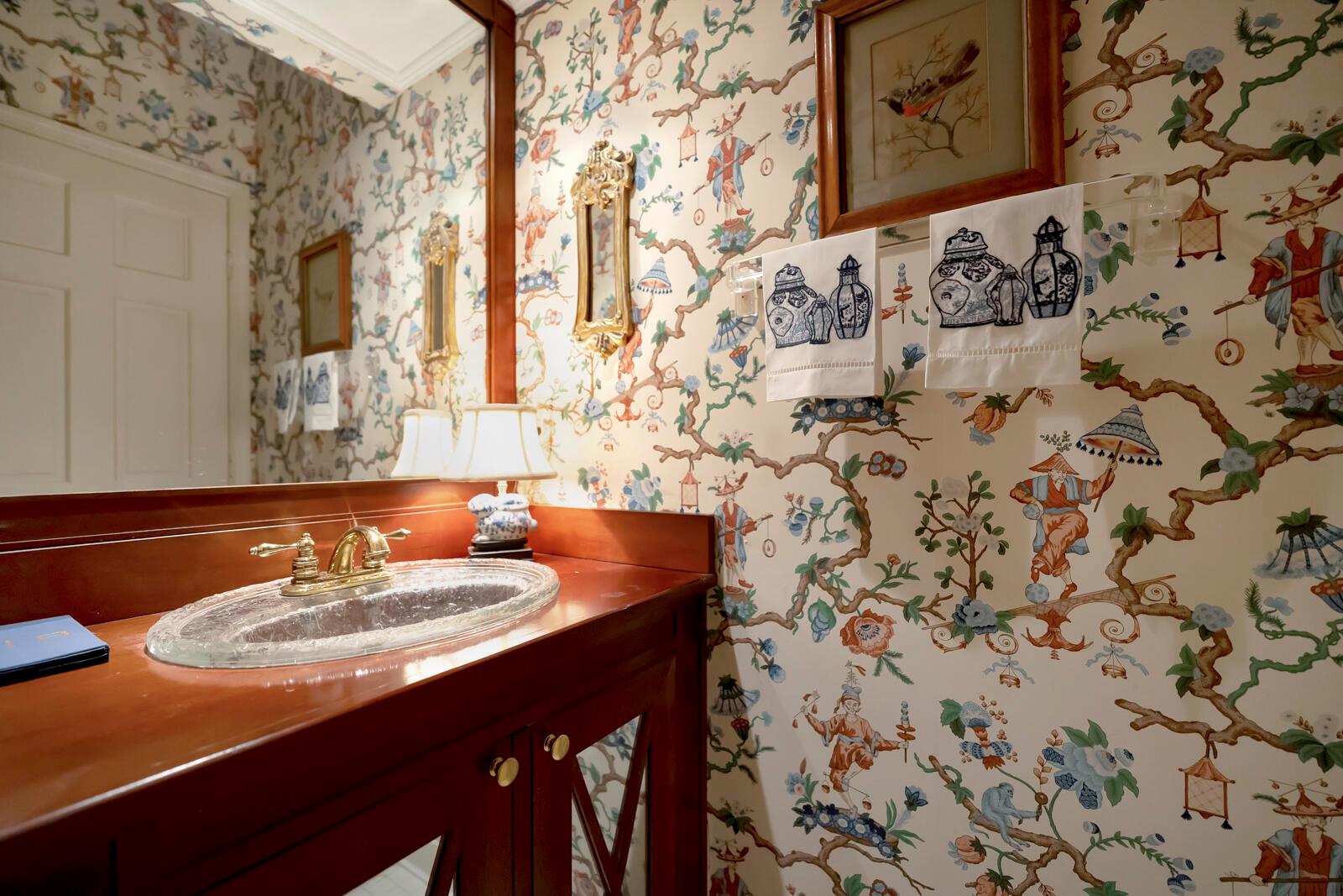 645 Riomar Dr Vero Beach, FL 32963