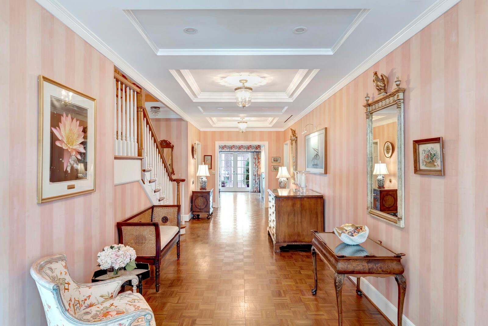 645 Riomar Dr Vero Beach, FL 32963