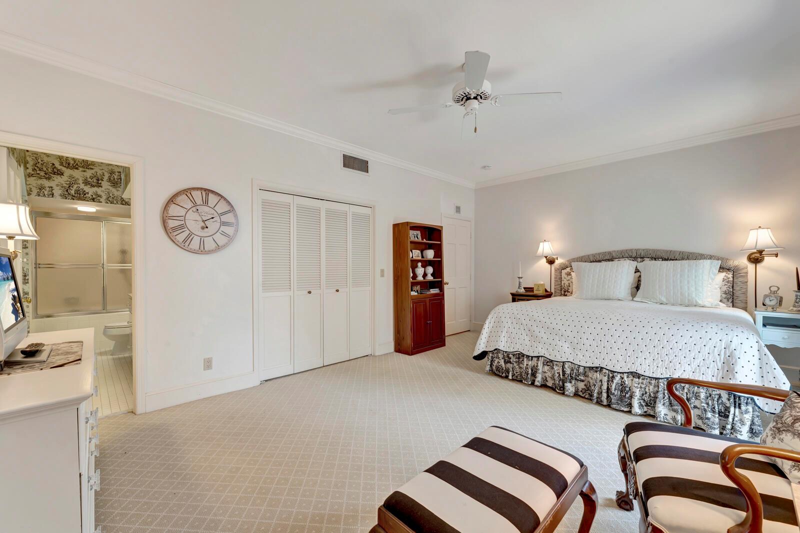 645 Riomar Dr Vero Beach, FL 32963