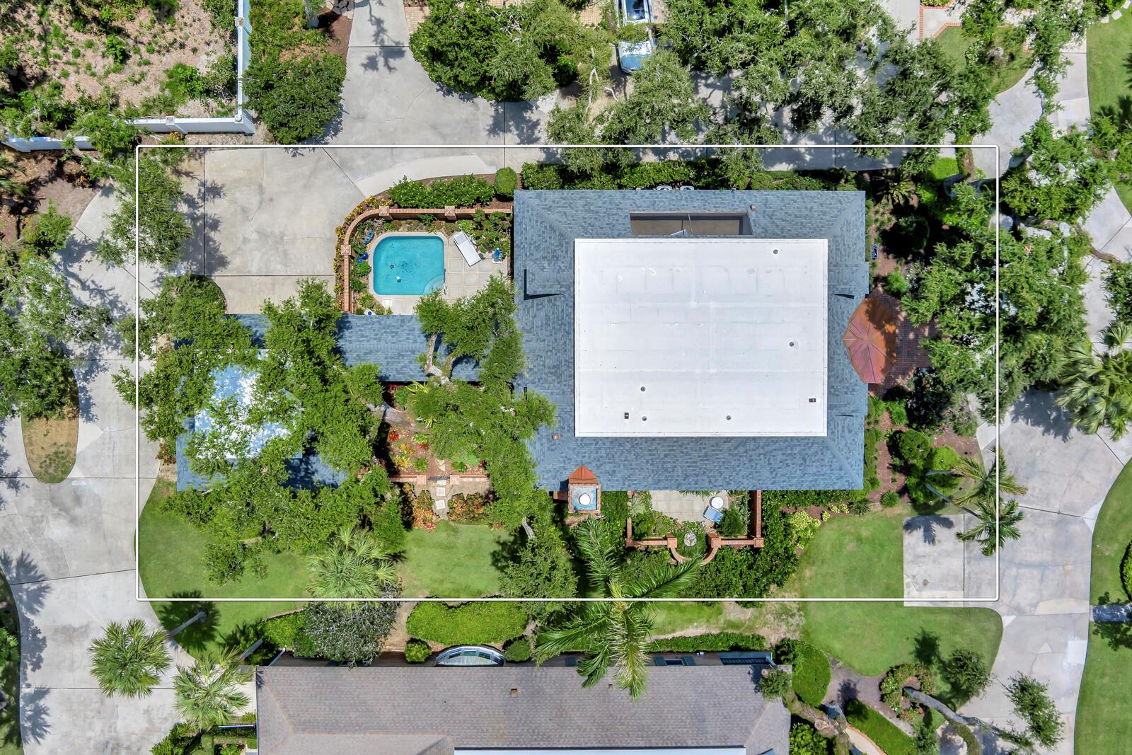 645 Riomar Dr Vero Beach, FL 32963