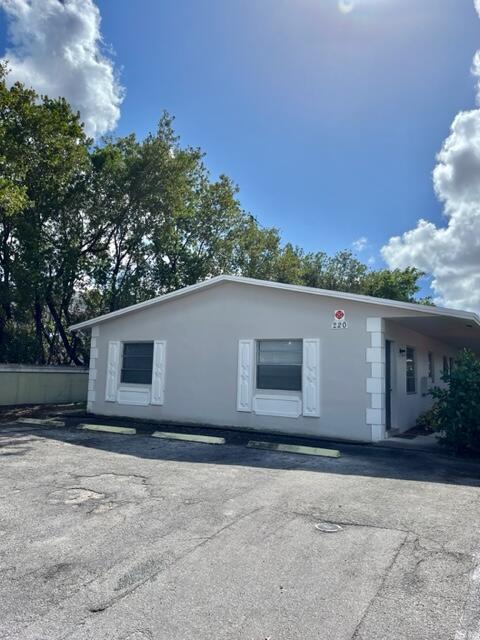 220 SW 8th St #4