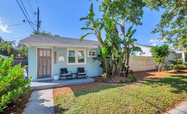3619 Spruce Ave #Cottage