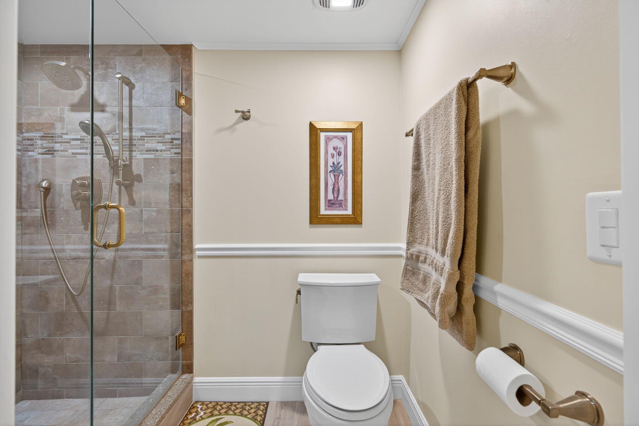 601 Seafarer Cir #201 Jupiter, FL 33477