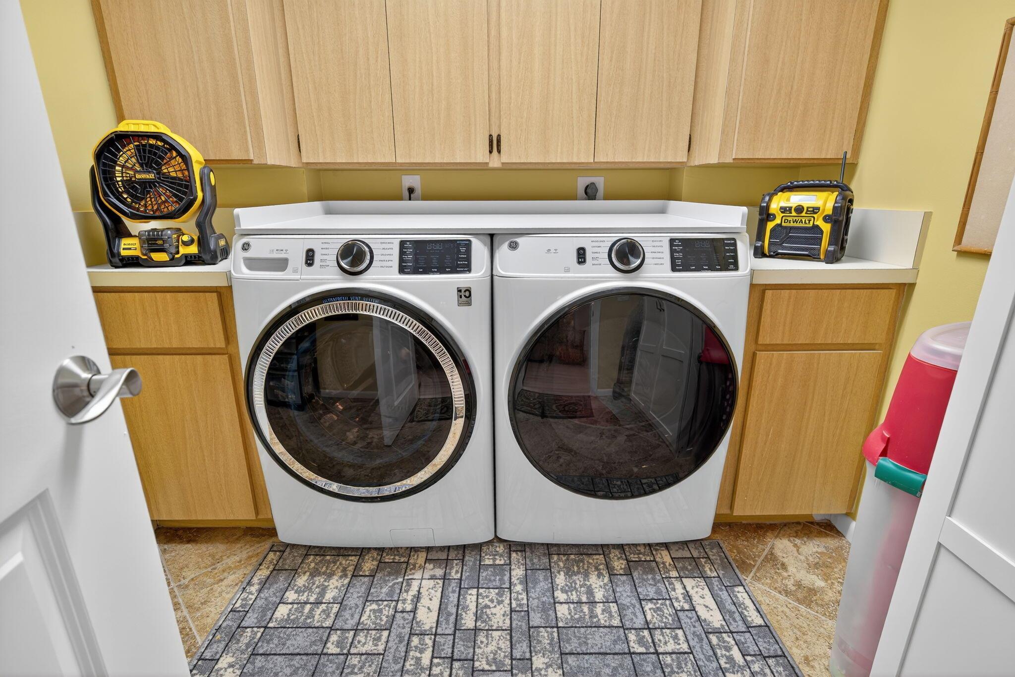 601 Seafarer Cir #201 Jupiter, FL 33477