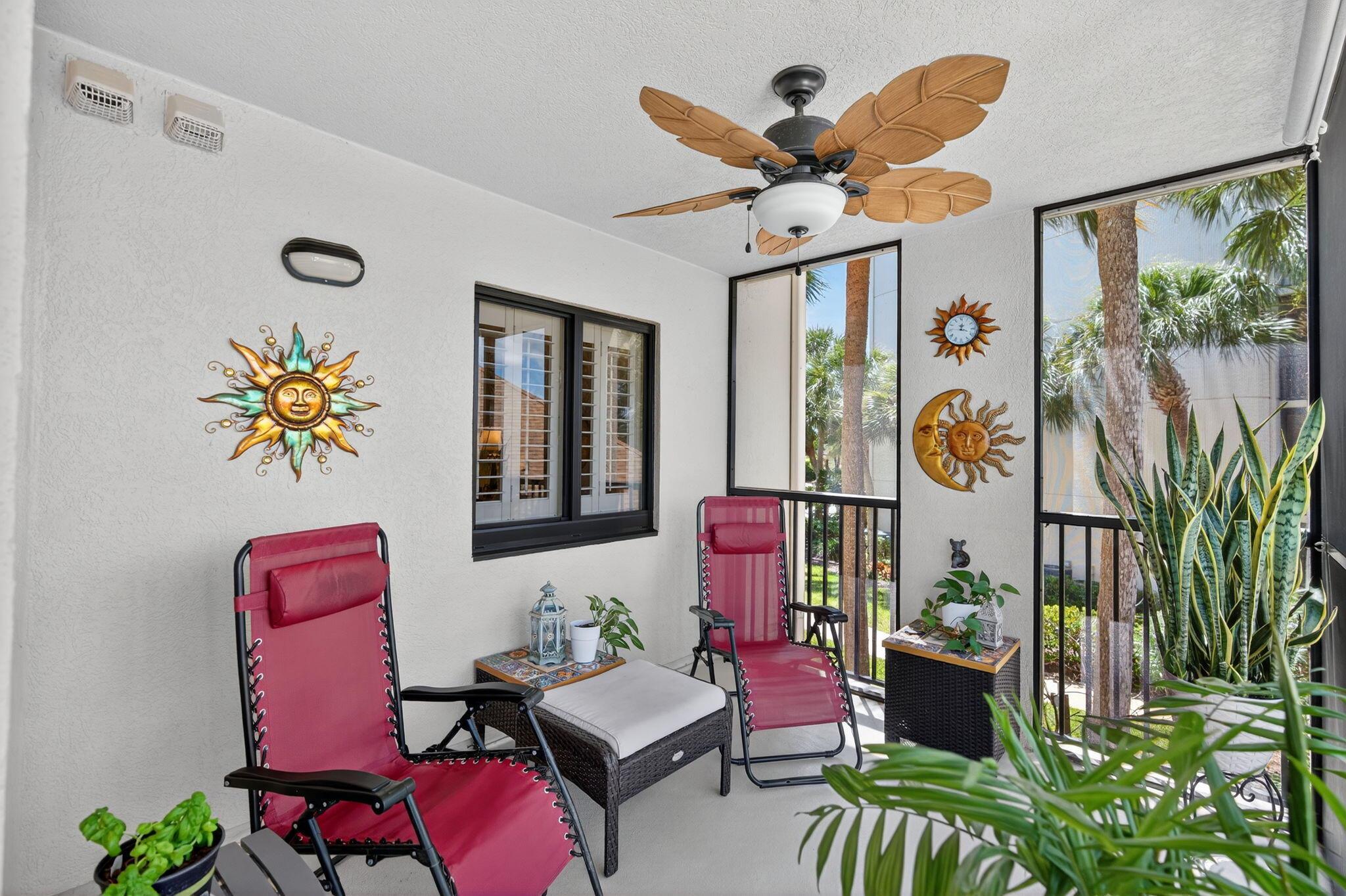 601 Seafarer Cir #201 Jupiter, FL 33477