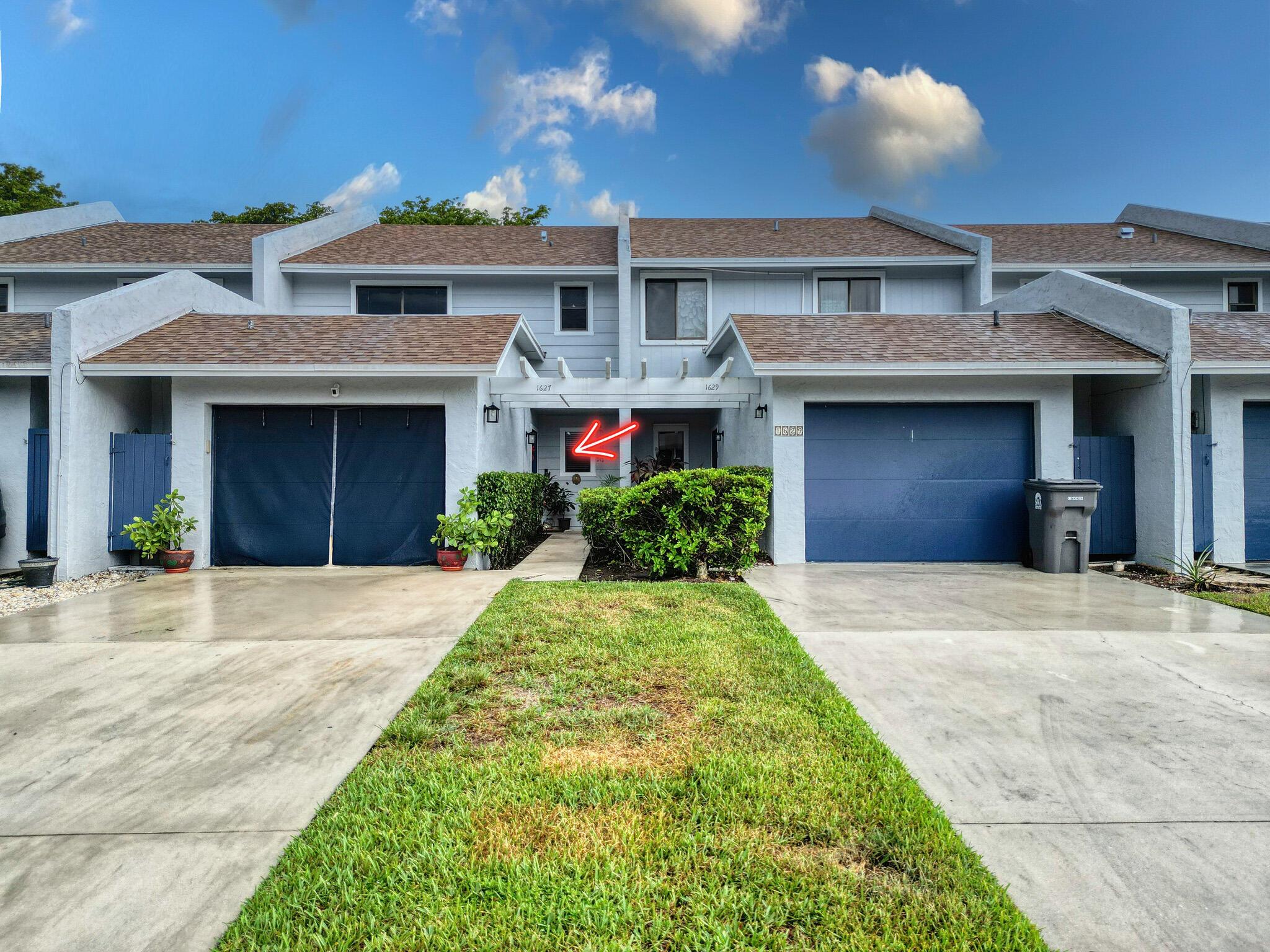 1627 Woodbridge Lks Cir