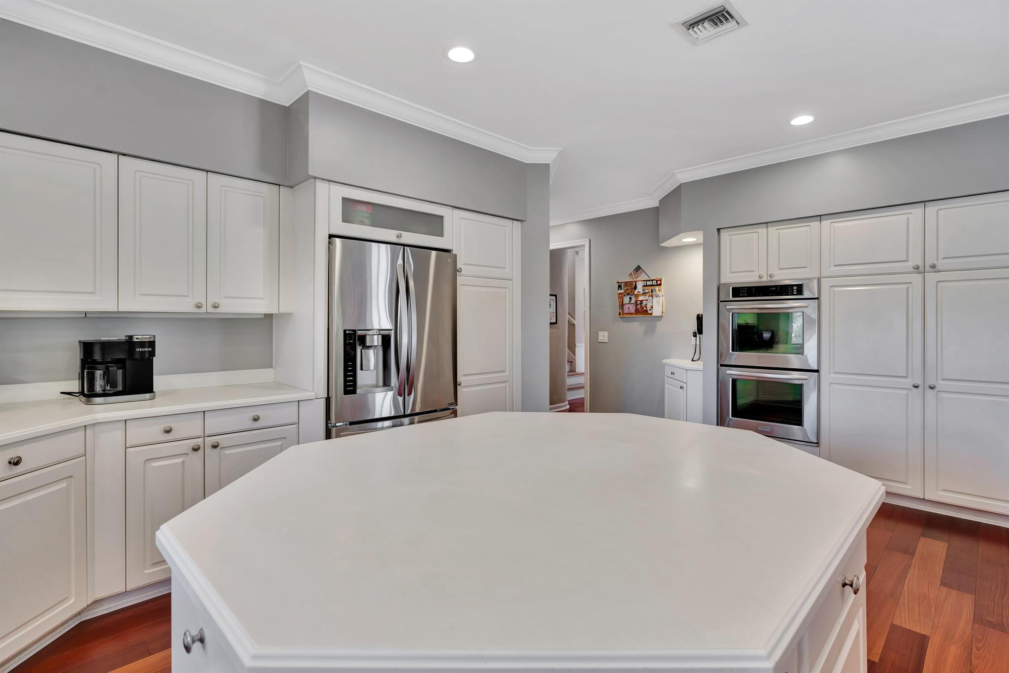 18462 SE Old Trl Dr Jupiter, FL 33478