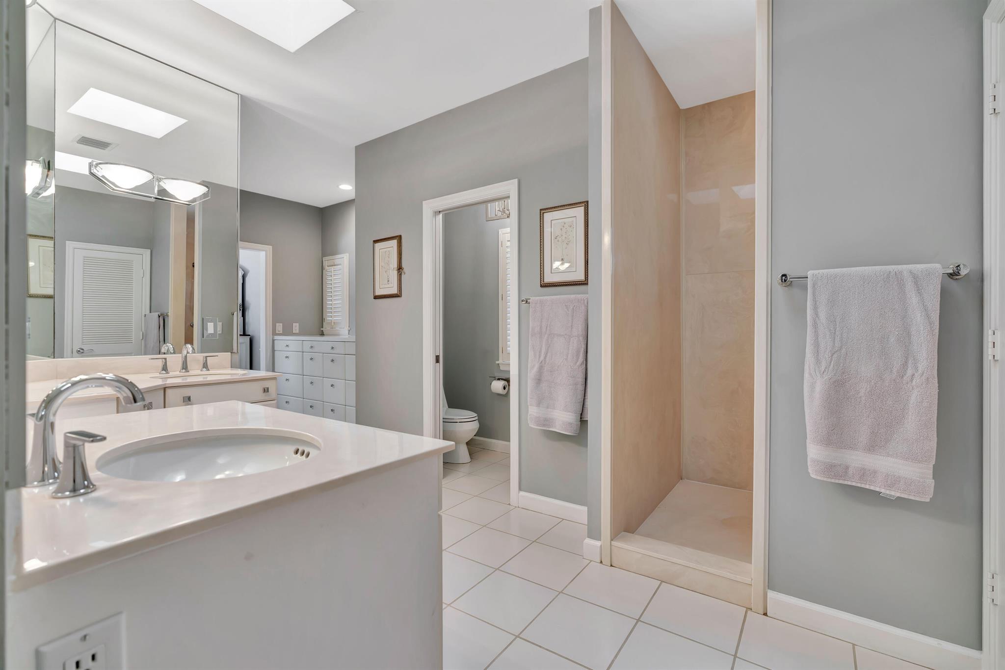 18462 SE Old Trl Dr Jupiter, FL 33478