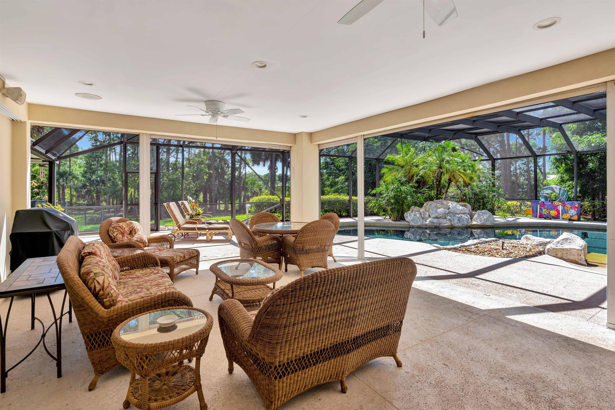 18462 SE Old Trl Dr Jupiter, FL 33478