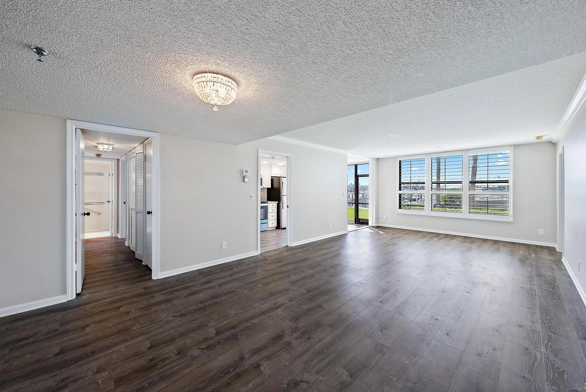 1748 Jupiter Cv Dr #121 Jupiter, FL 33469