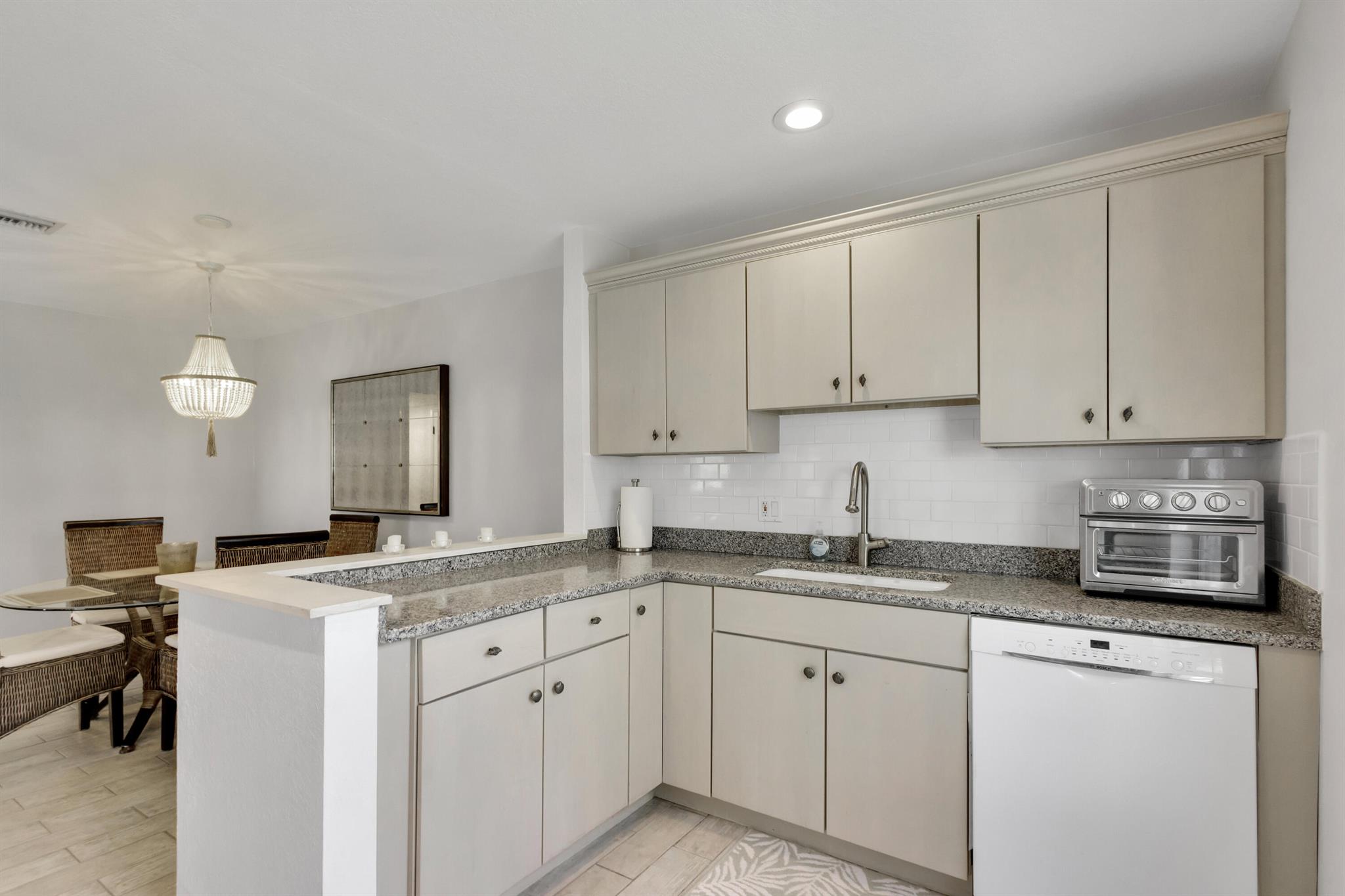 717 S Us Hwy 1 #904 Jupiter, FL 33477