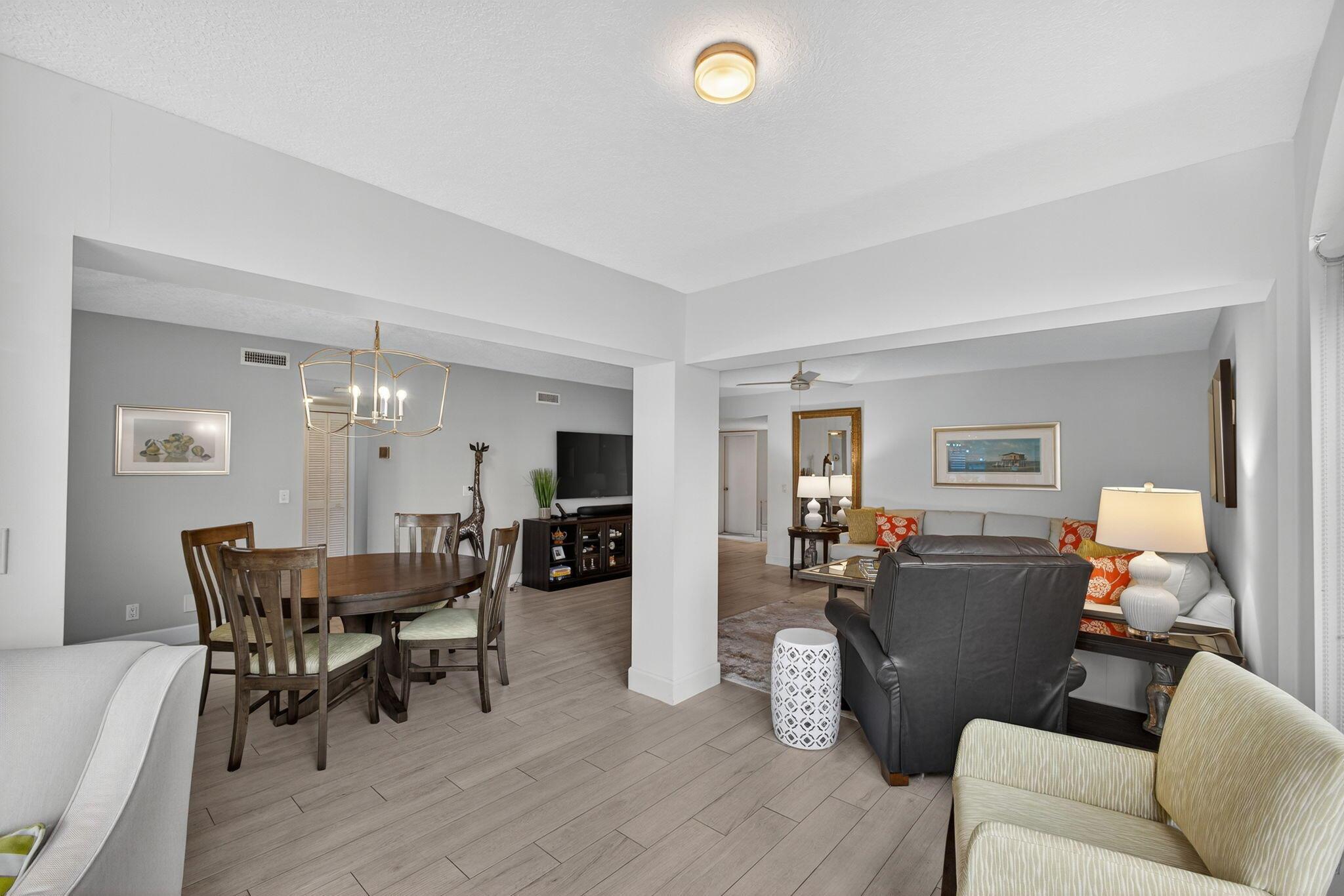 16670 Traders Xing #111 Jupiter, FL 33477