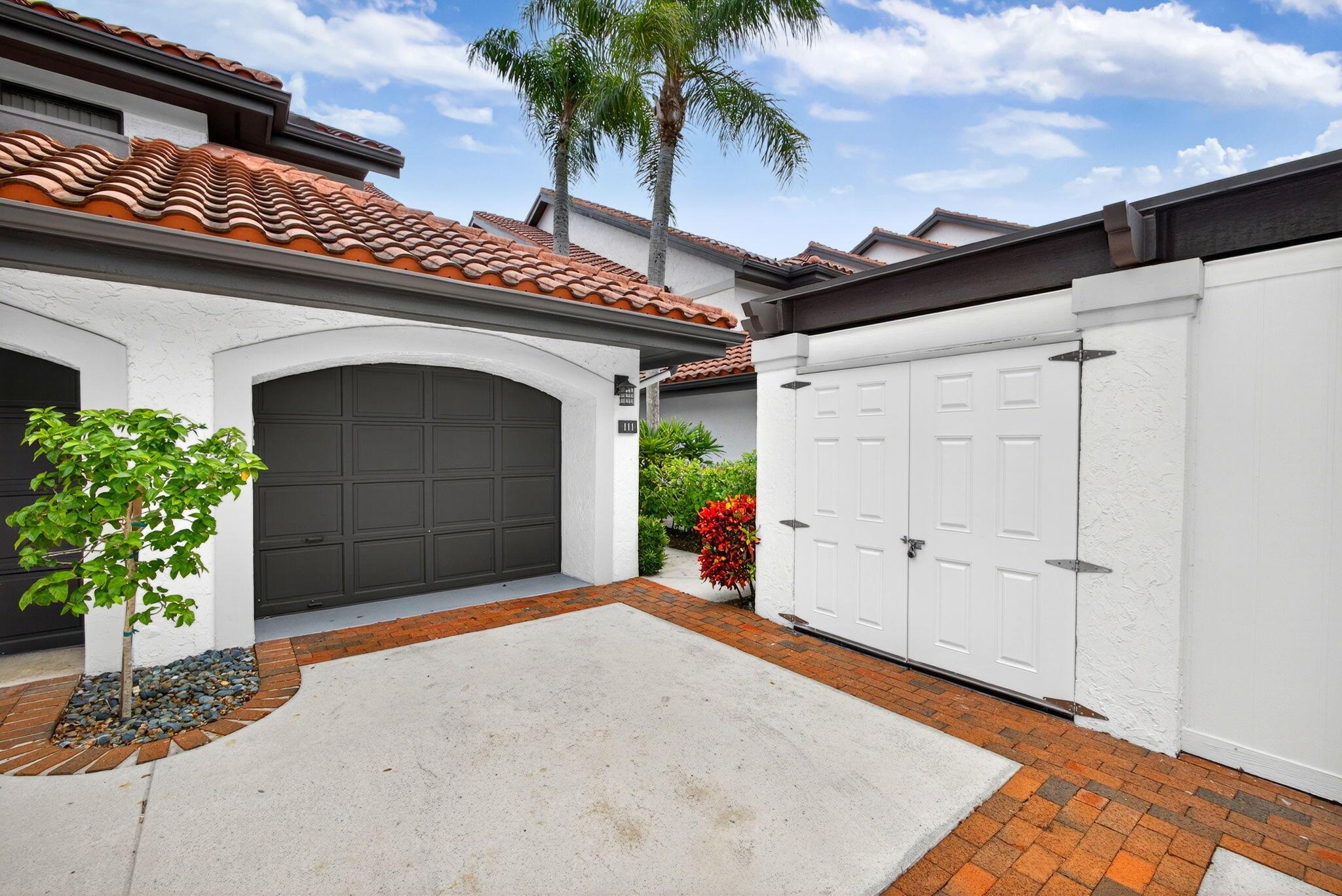 16670 Traders Xing #111 Jupiter, FL 33477