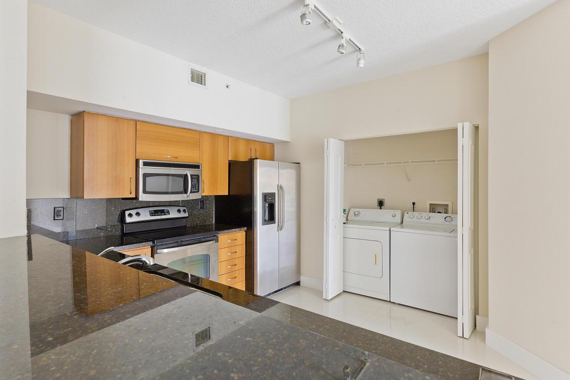250 NE 3rd Ave #1303