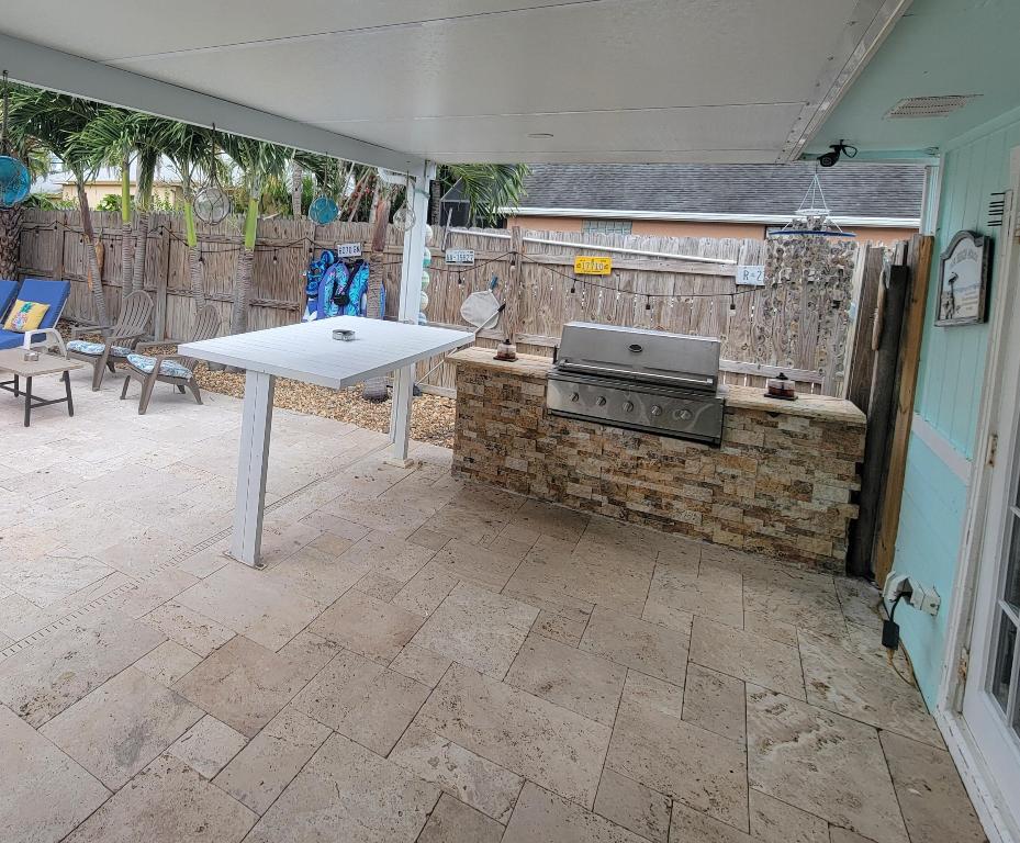 6395 Barbara St Jupiter, FL 33458