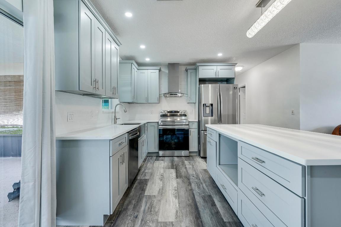 1207 Choctaw Jupiter, FL 33458