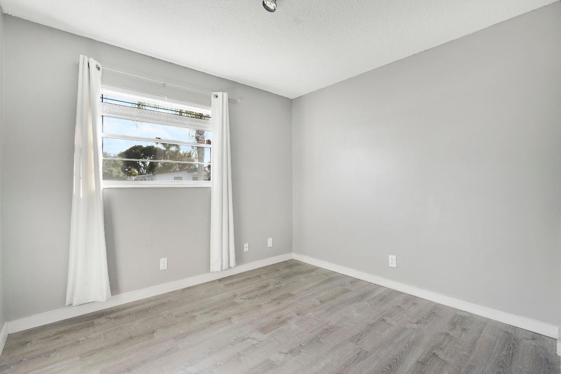 1207 Choctaw Jupiter, FL 33458