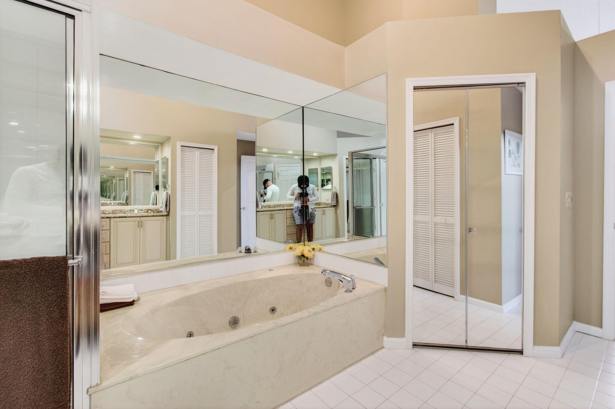 6143 Greenspointe Dr Boynton Beach, FL 33437