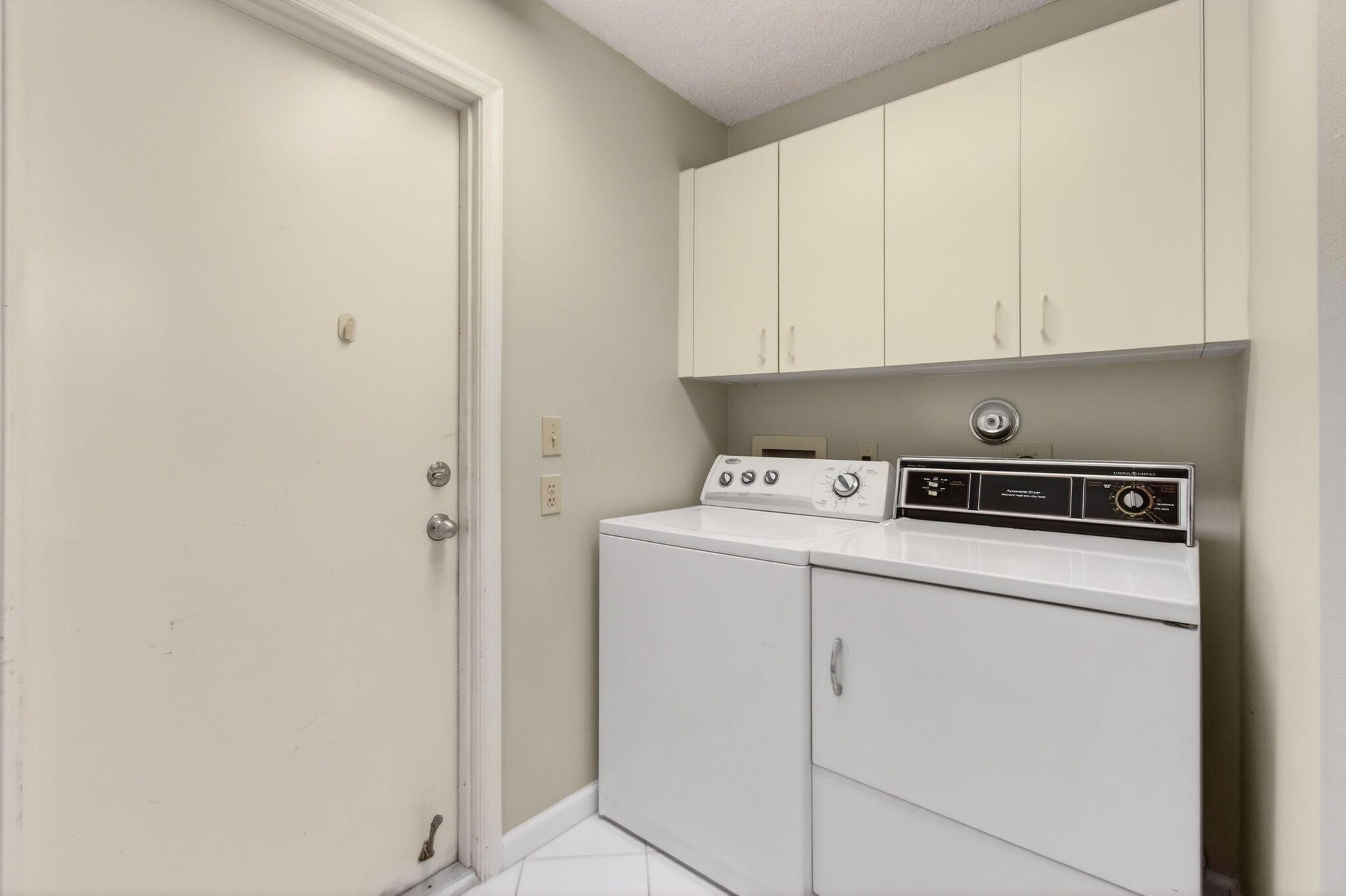 6143 Greenspointe Dr Boynton Beach, FL 33437