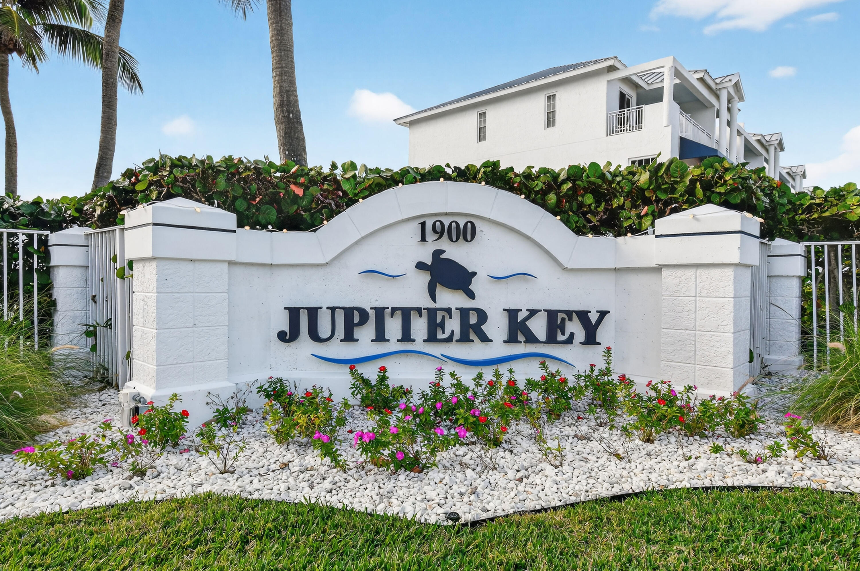 115 Ocean Key Jupiter, FL 33477