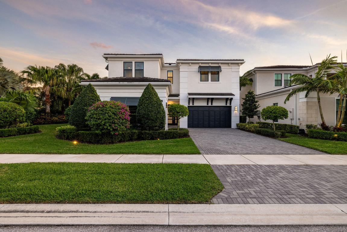 5704 Gauguin Palm Beach Gardens, FL 33418