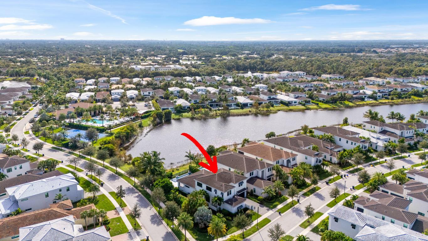 5704 Gauguin Palm Beach Gardens, FL 33418