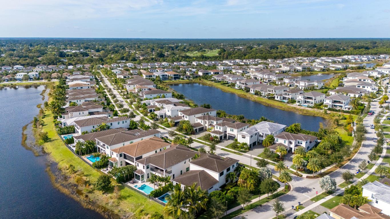 5704 Gauguin Palm Beach Gardens, FL 33418