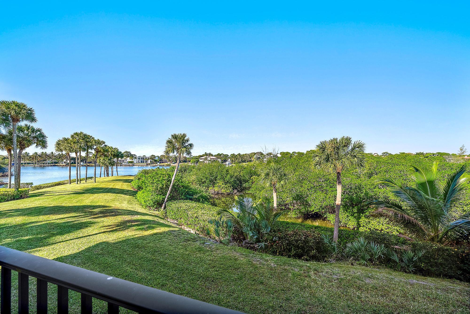 1701 Marina Isle #202 Jupiter, FL 33477