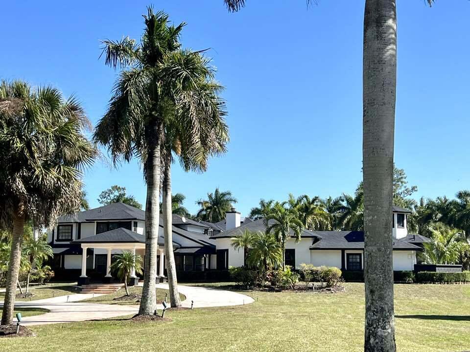 6186 Duckweed Lake Worth, FL 33449