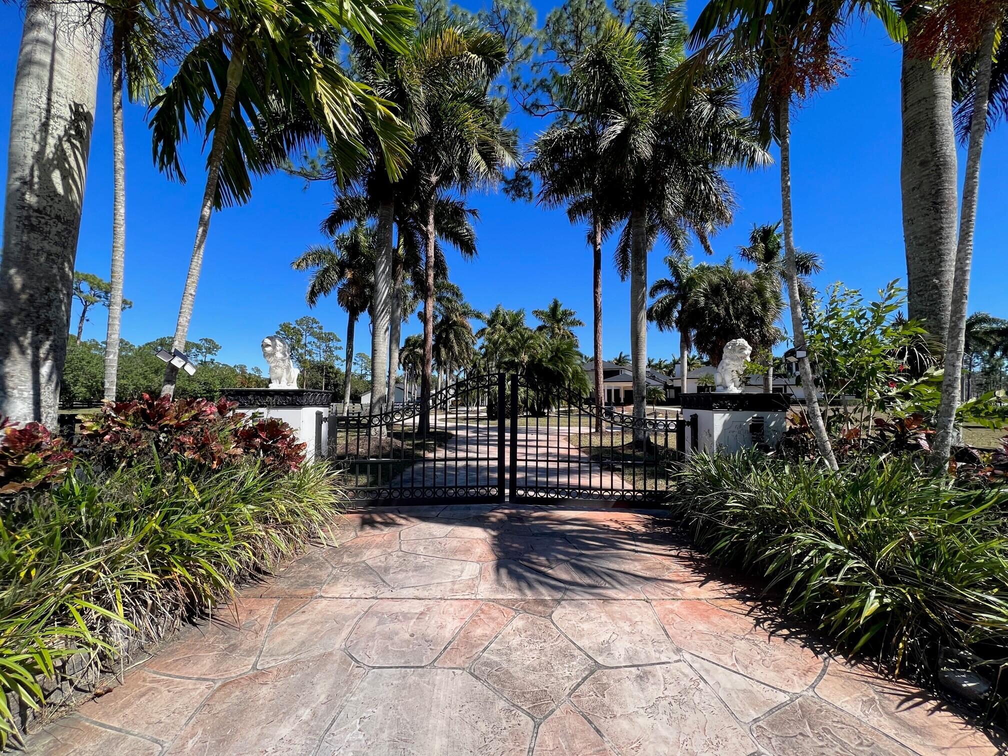 6186 Duckweed Lake Worth, FL 33449