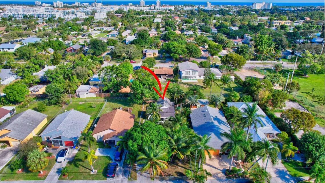 237 SW 3rd Delray Beach, FL 33444