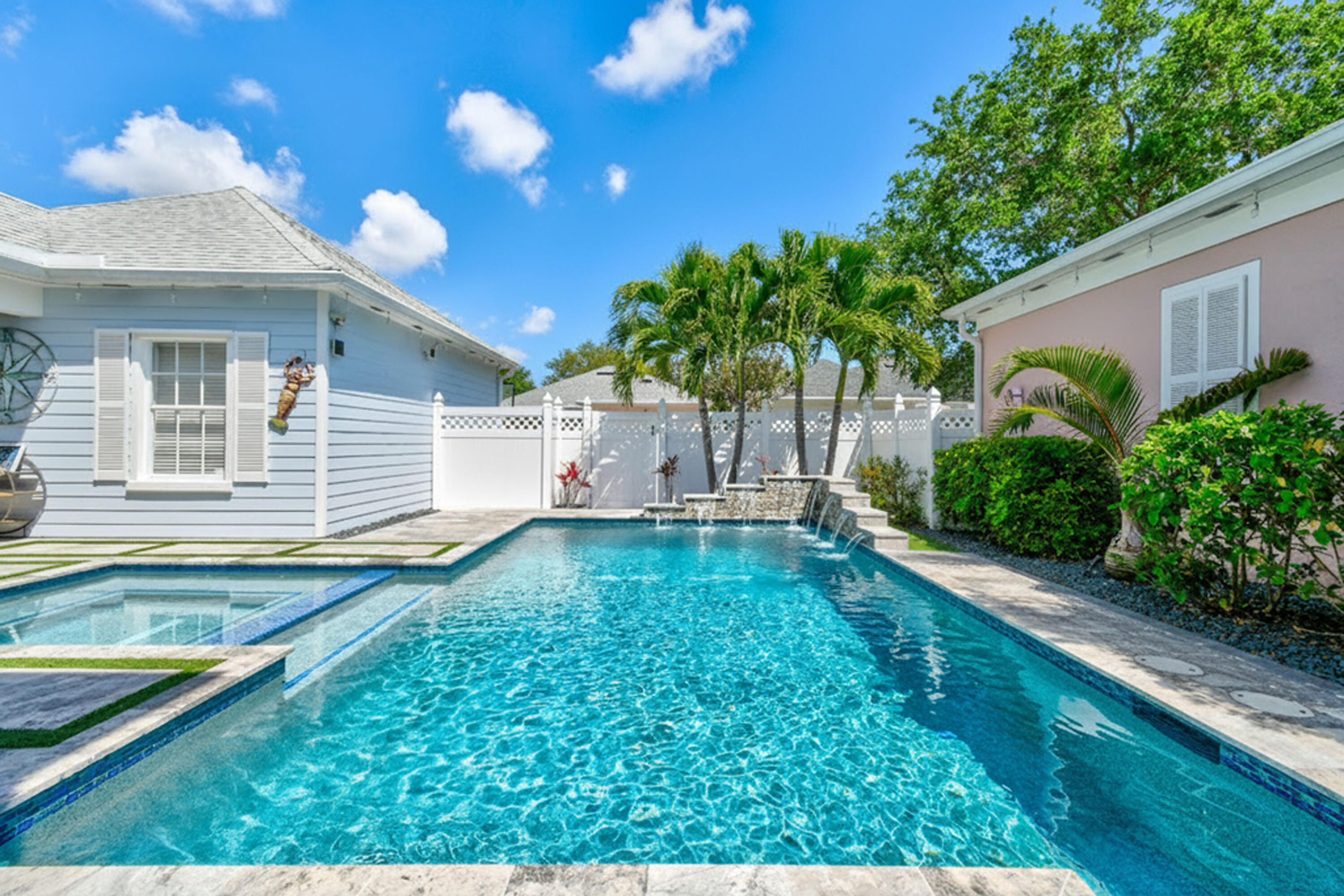 240 Poinciana Jupiter, FL 33458