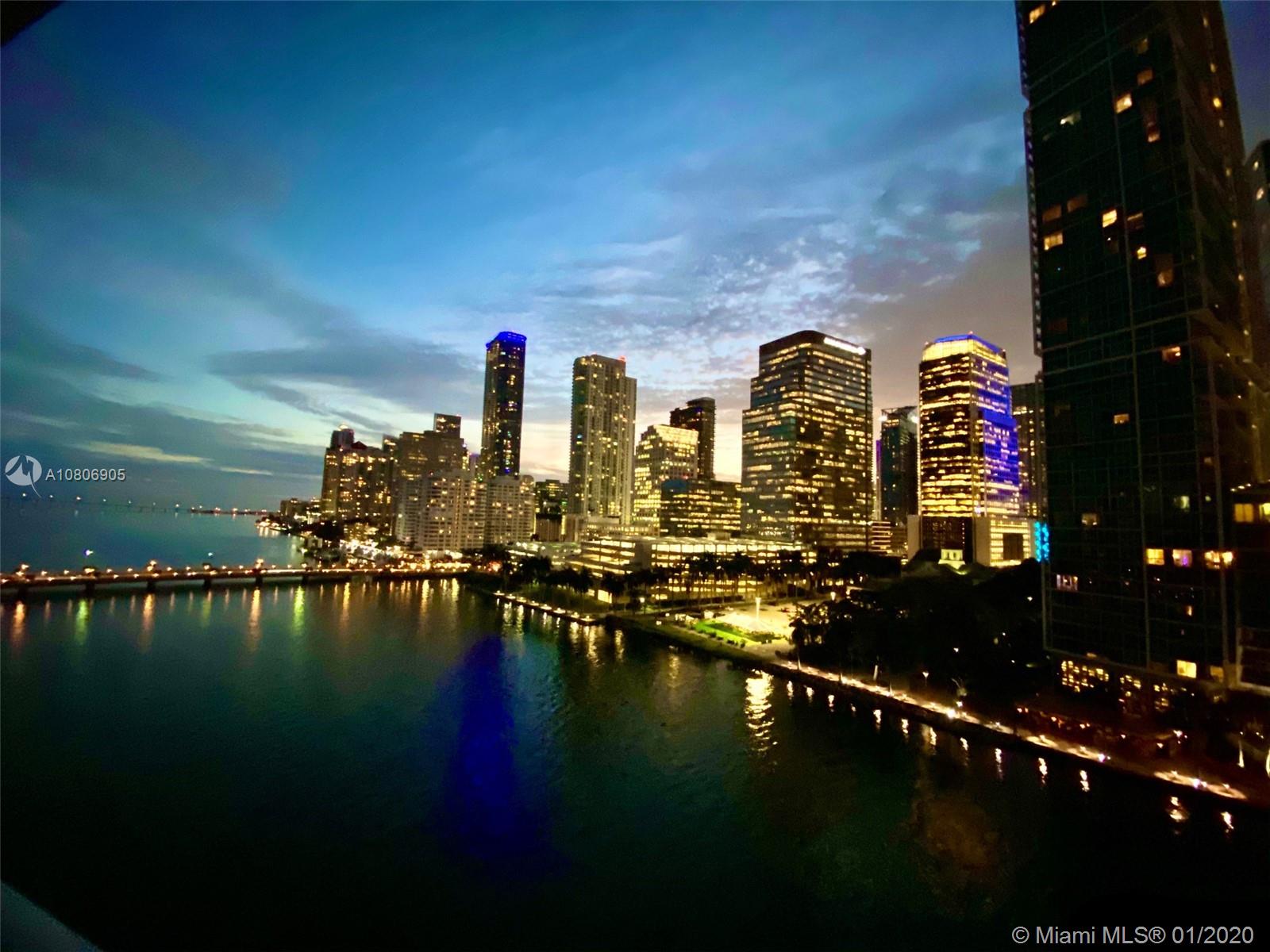 image Courts Brickell Key0