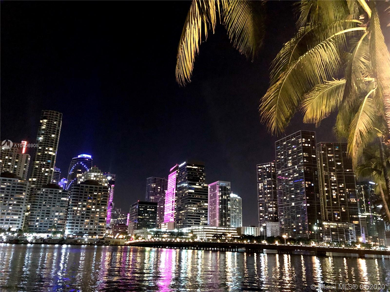 image Courts Brickell Key1