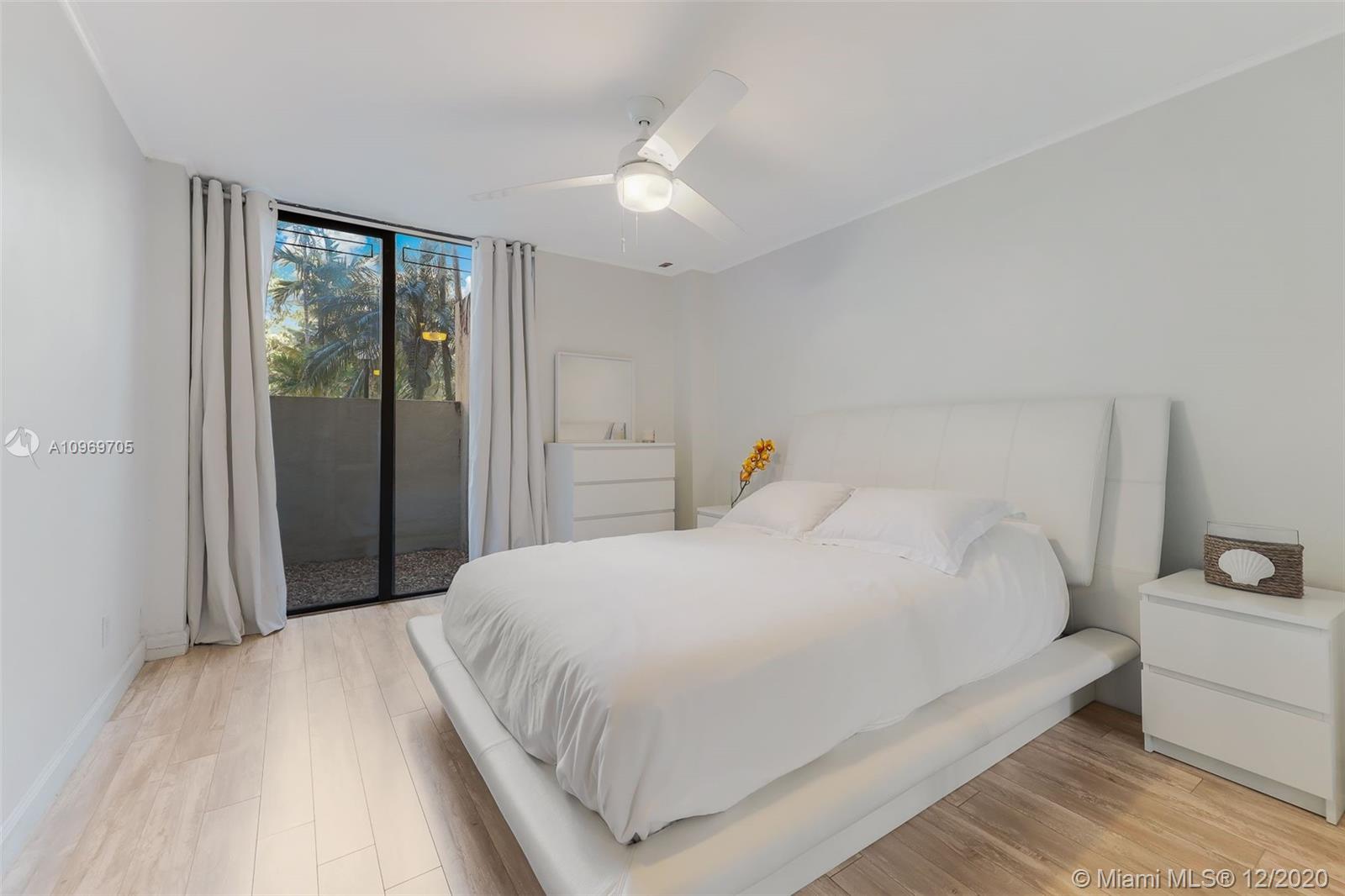 image TIGERTAIL BAY7