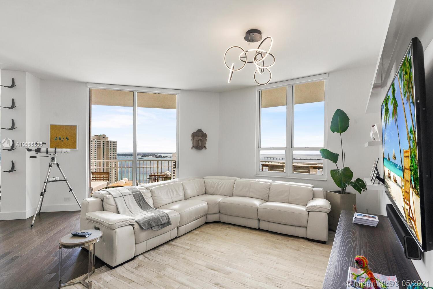 701 Brickell Key Blvd #PH12 Miami, FL 33131