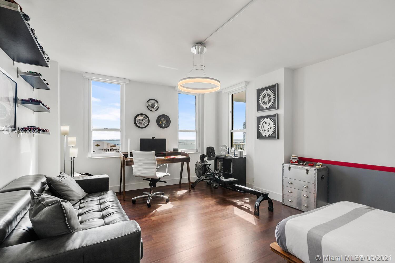 701 Brickell Key Blvd #PH12 Miami, FL 33131