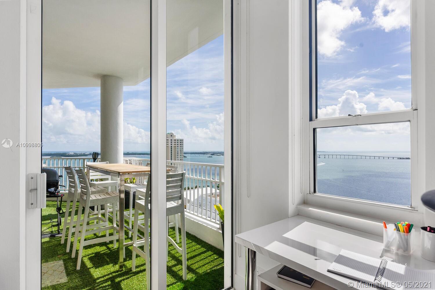 701 Brickell Key Blvd #PH12 Miami, FL 33131